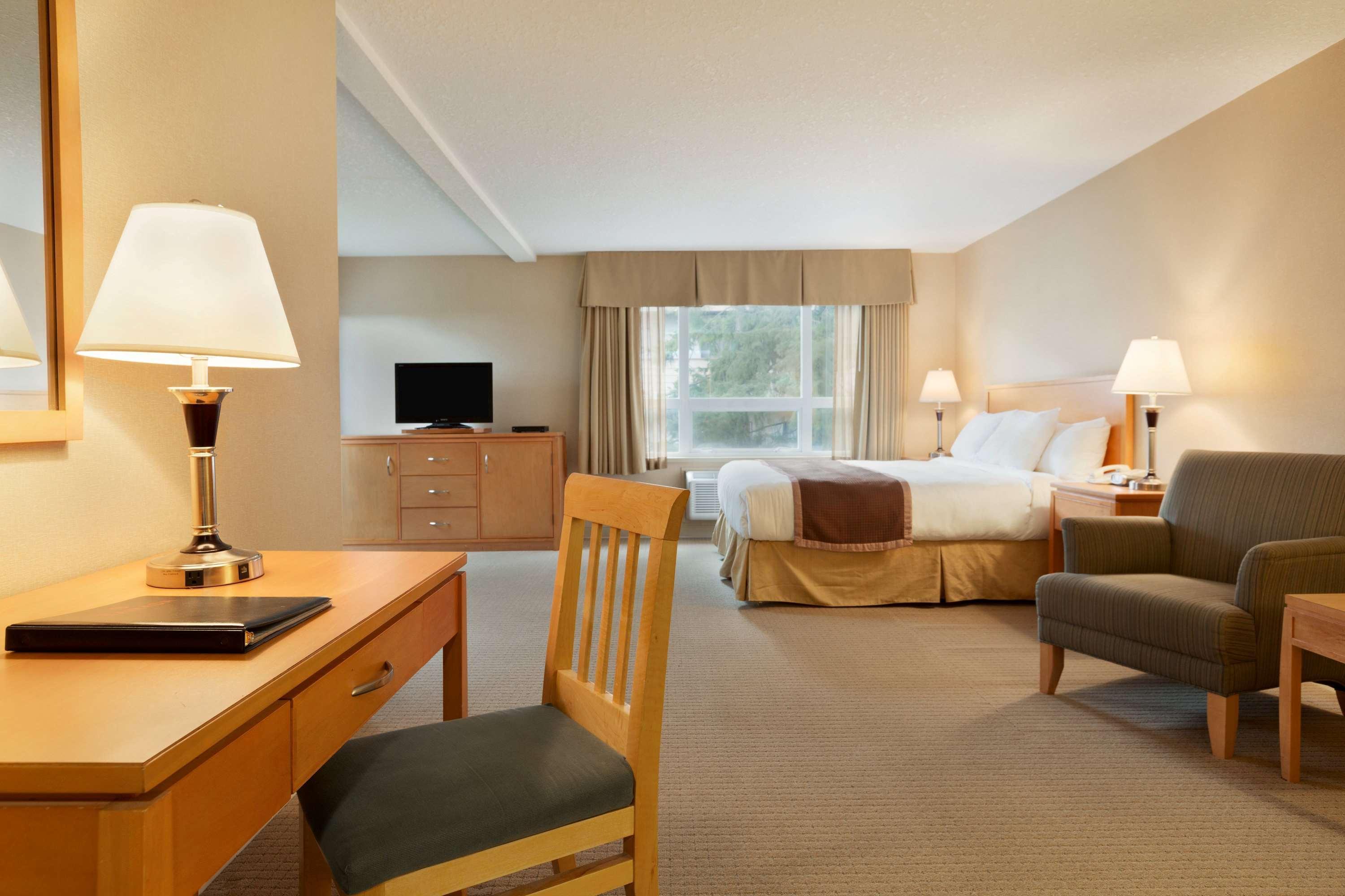Hotel Ramada By Wyndham Nanaimo Exterior foto
